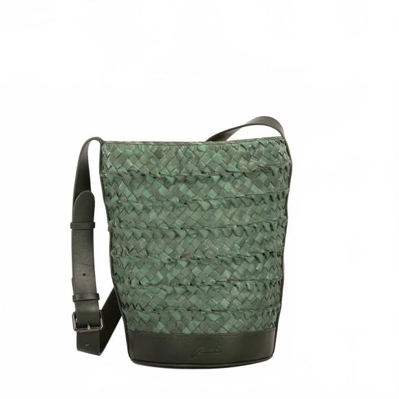 PER LEI NEW YORK Handbags - NEW PER LEI NEW YORK women's emery woven bucket bag in green